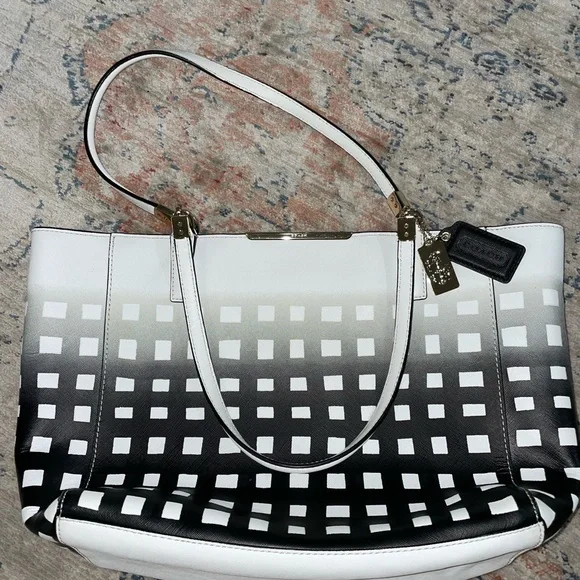 Coach checkered purse - Picture 2 of 2